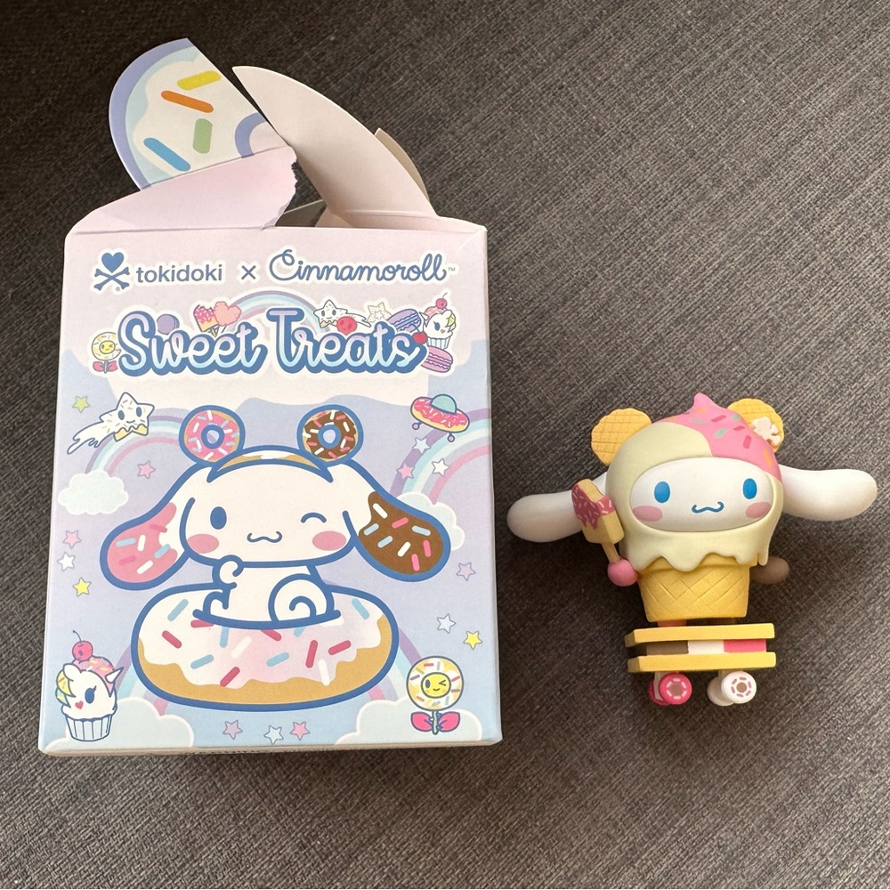 Tokidoki Cinnamoroll Sweet Treats Figure